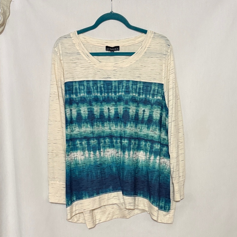 LA THREADS Women's Cream & Blue Tie-Dye Top, Size 3X, NWOT, MAKE AN OFFER!!!